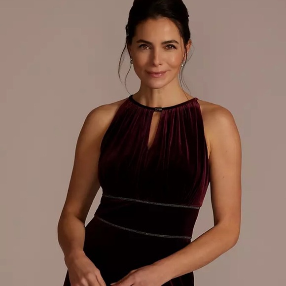 💜 EUC OLEG CASSINI DAVID’s BRIDAL DRESS 💜 - Picture 2 of 8